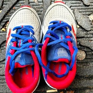 Saucony Lace-Up Sneakers